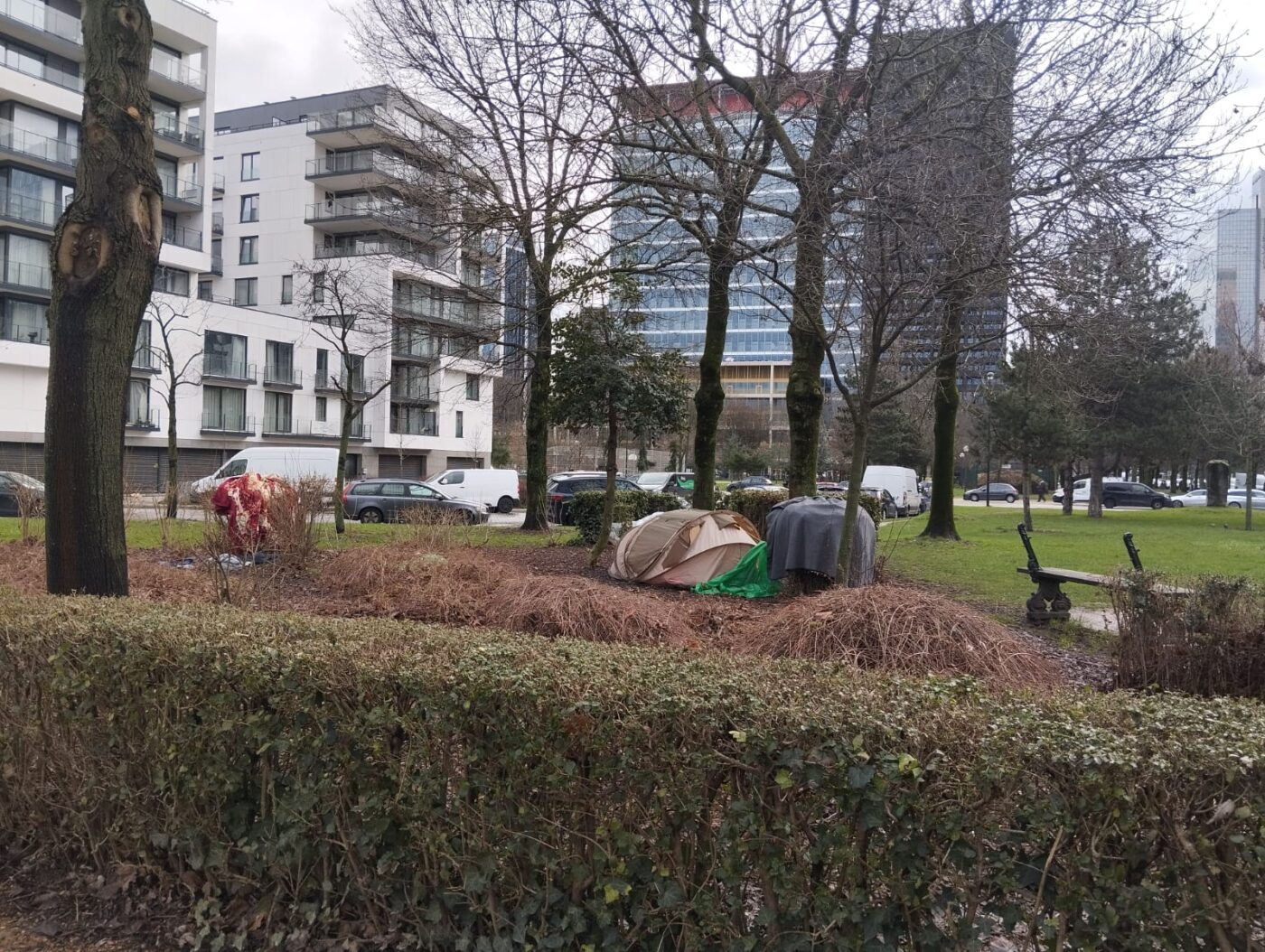 remainings of the belonging of individuals sleeping in the Maximilian park