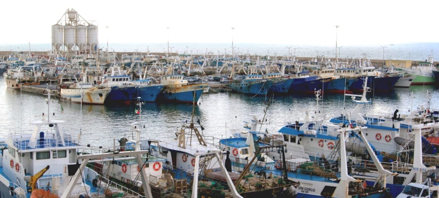 Mazara del Vallo – The fishing port (probably in the Nineties)