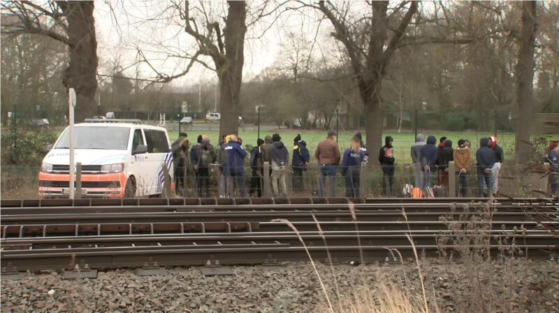Nothing to see here’? Criminalisation, solidarity, and visibility at the Belgian-French border
