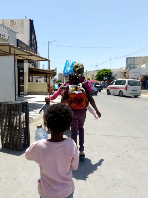 The presence of sub-Saharan migrants in Sfax. State repression, local dynamic and strategies to cope with the tension.